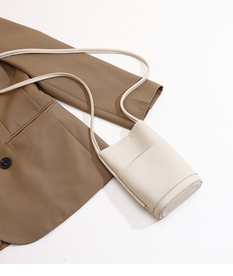 Casual crossbody mobile phone bag, simple red cute mini vertical bag, change bag female