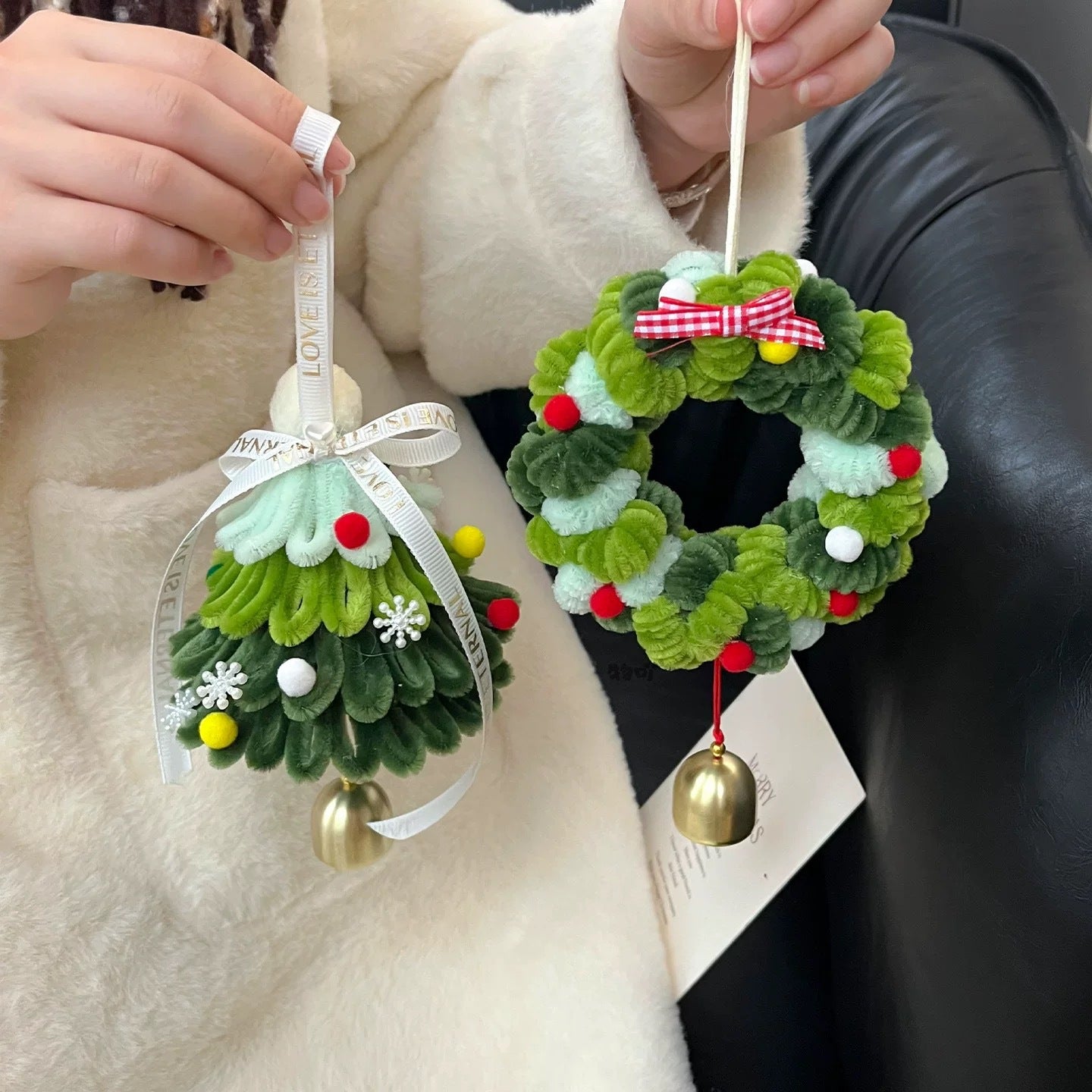Árbol de Navidad con palo giratorio, carillón de viento hecho a mano para colgar en el coche, decoración para colgar en la puerta, colgante para actividades en centros comerciales