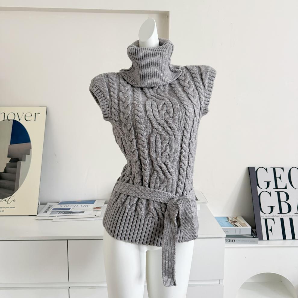 Thick needle knitting three-dimensional twist turtleneck small flying sleeve belt twisted sweater vest