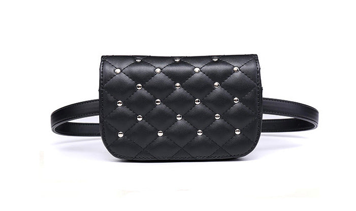 Riñonera pequeña para mujer Rivet: bolso de cintura informal y moderno para viajes, deportes, vacaciones, correr y playa; compacta, elegante y funcional. 