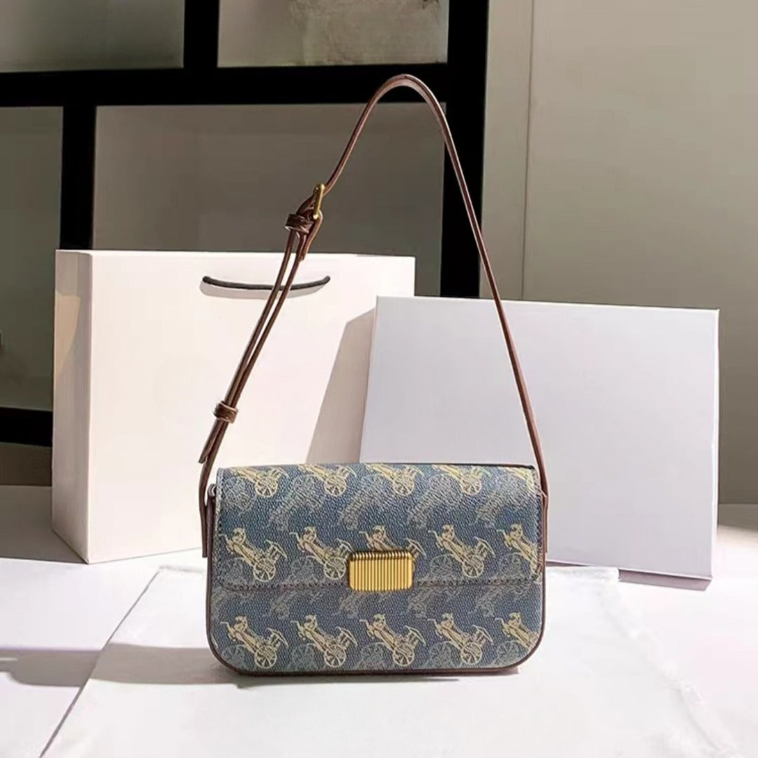 Chic Small Shoulder Square Bag for Females – Stylish Design Armpit Hobo Bag, Perfect for Everyday Use