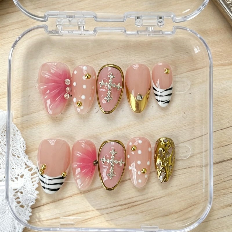 Handmade press on nails 30% off Claim code: XVDNC99FJRBZ