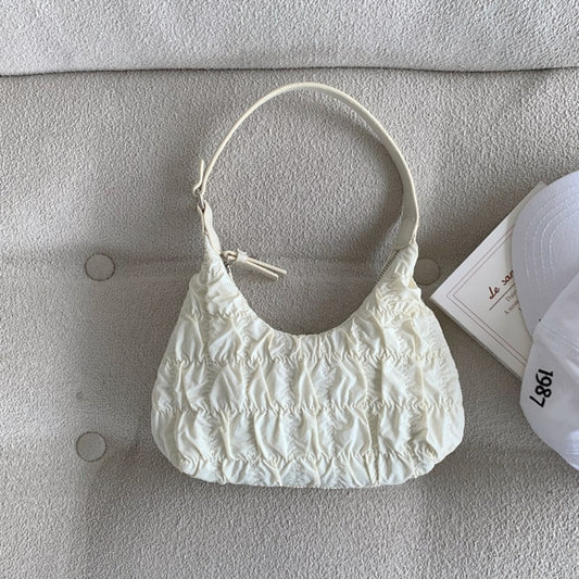 bolso pequeño de hombro, bolso tipo puff color crema, bolso plisado, bolso hobo 