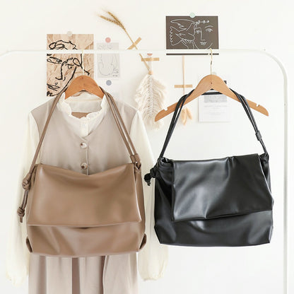 Casual One-Shoulder Messenger Bag – Retro-Textured Soft Leather Underarm Women's Bag, Versatile Flip-Top Portable Tote Bag