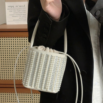 Bolso bandolera con estilo – Bolso hobo de diseño vintage con detalle de denim lavado para una elegancia cotidiana 