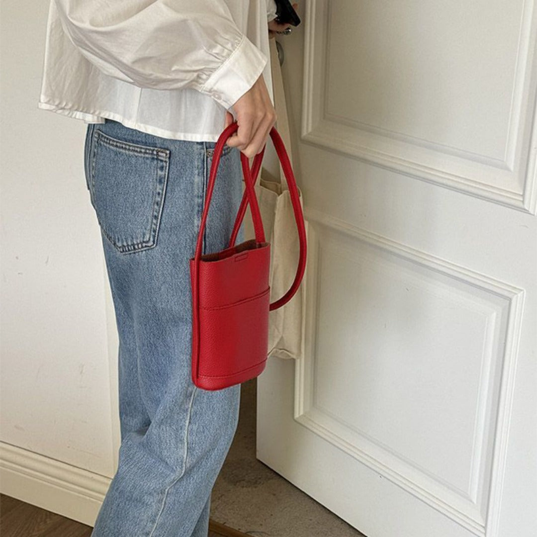 Casual crossbody mobile phone bag, simple red cute mini vertical bag, change bag female