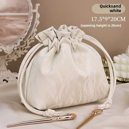 Bundle Mouth Cosmetic Bag – Large Capacity Storage Portable Makeup Bag for Women, Stylish and Functional Design for Everyday Use