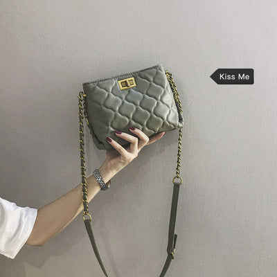 Mini crossbody purse women, spring and summer women's bags popular fashion versatile diamond chain crossbody bag,