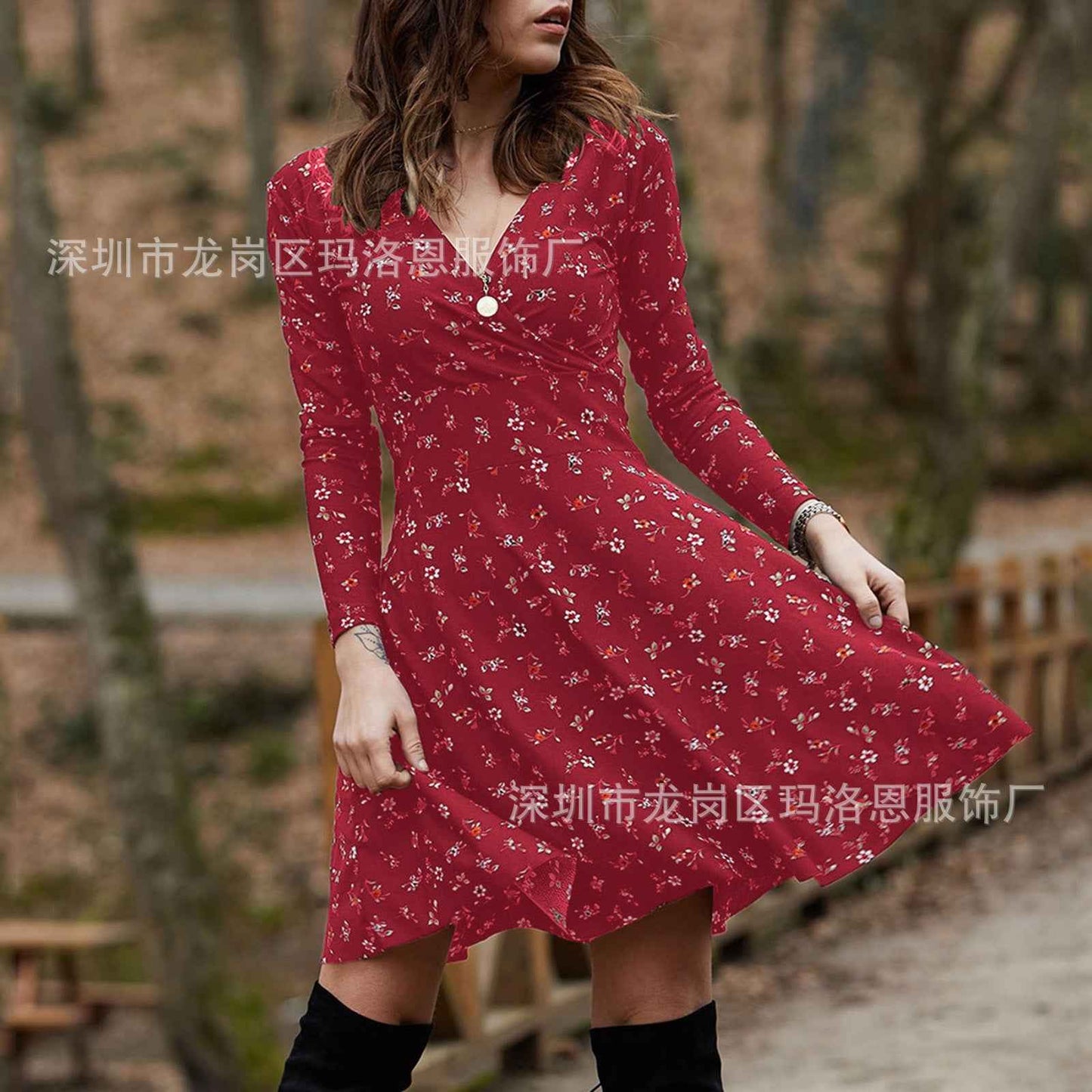 Retro Floral Print V-Neck Long Sleeve Dress
