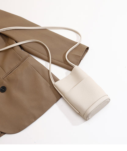 Casual crossbody mobile phone bag, simple red cute mini vertical bag, change bag female