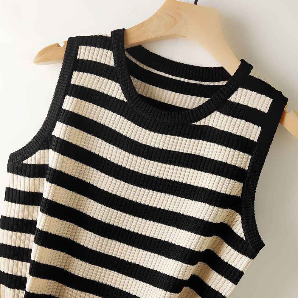 Slim Fit Round Neck Knit Tank Top