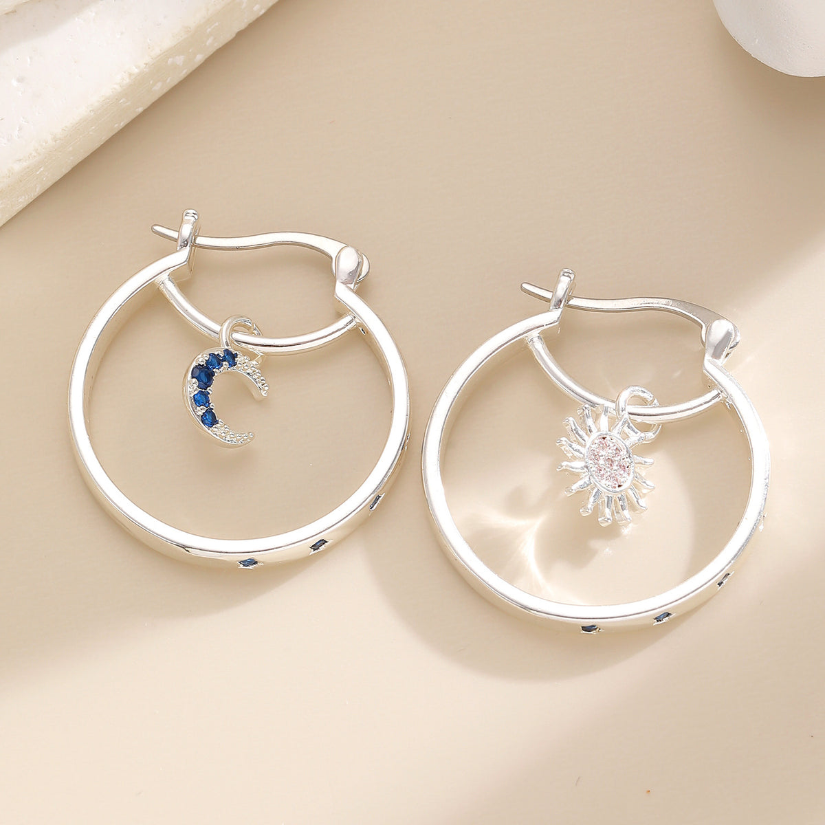 Luxury Twisted Sun & Moon Design Double Hoop Earrings for Women
