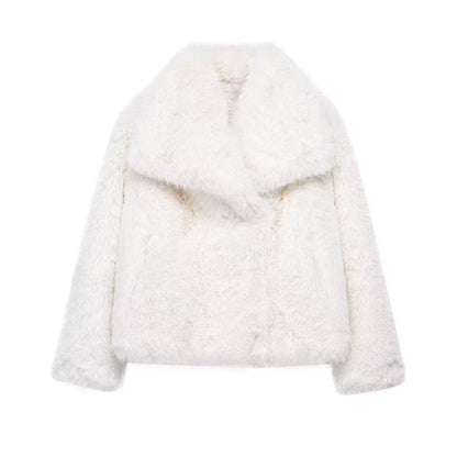 Women's Faux Fur Coat with Large Lapel Trendy