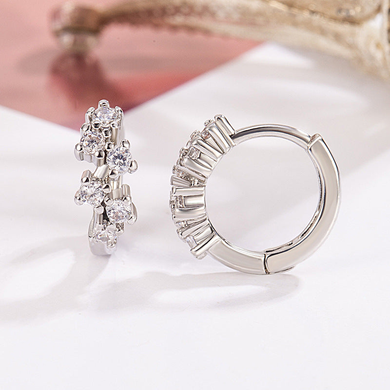 Geometric Zircon Circle Ear Cuff