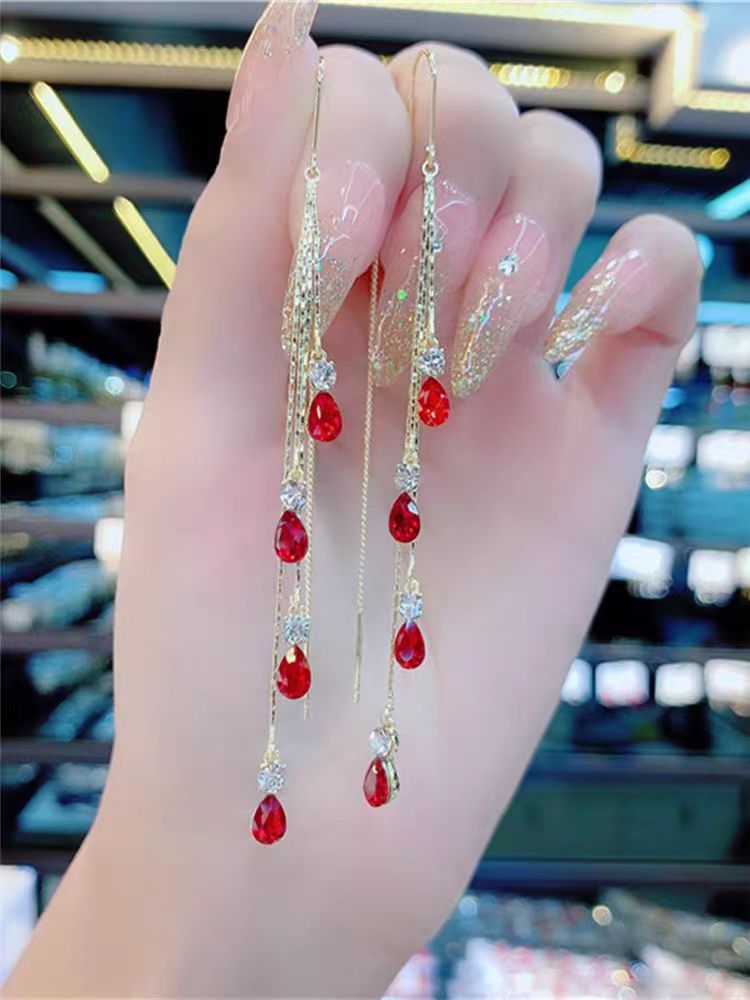 Green Crystal Ear Threads