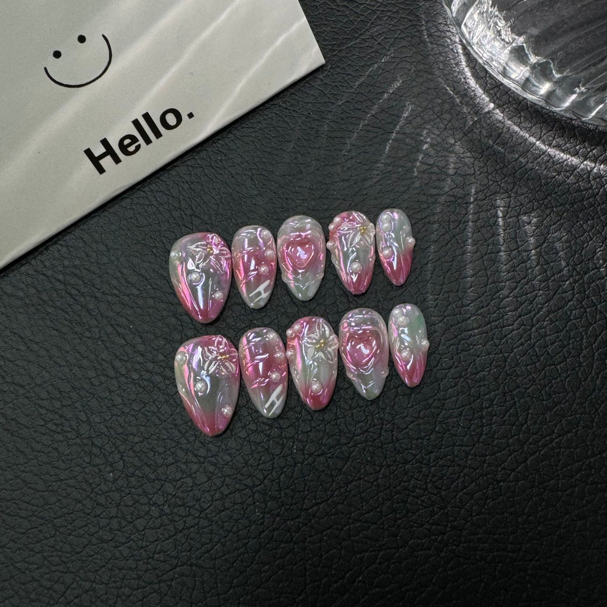 Hot Sale Aurora Smudge Hand Painted Three-dimensional Latte White Premium Press on Nails