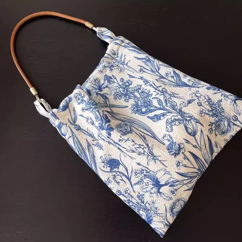 Bolso de mano retro con diseño de flores de porcelana azul y blanca, bolso de hombro con asa única, bolso ligero, bolso hobo de tela 