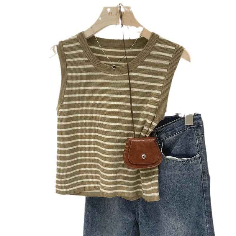 Slim Fit Round Neck Knit Tank Top