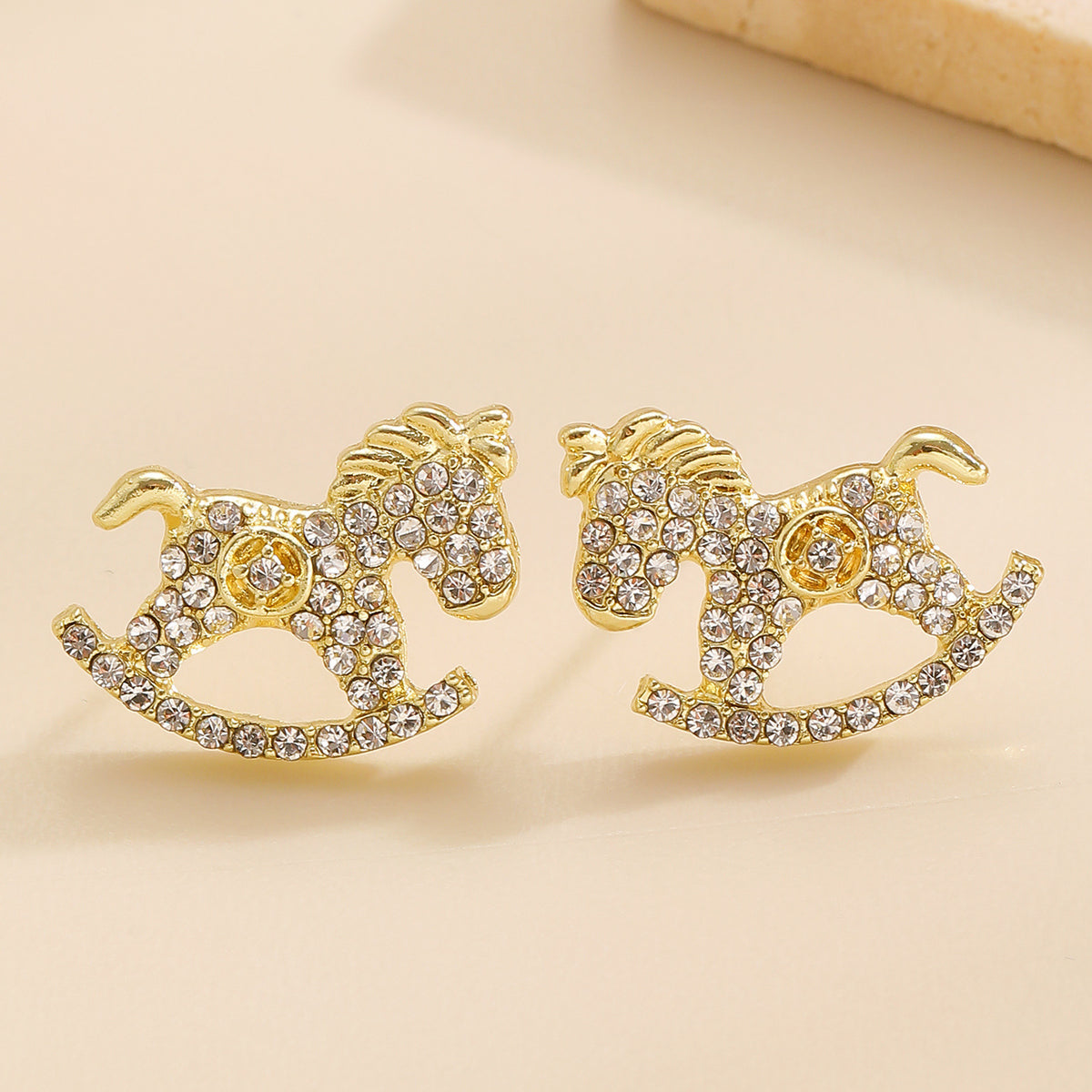 Luxury Festive Pony Stud Earrings Lucky "Rich Immediately" Fashion Earrings