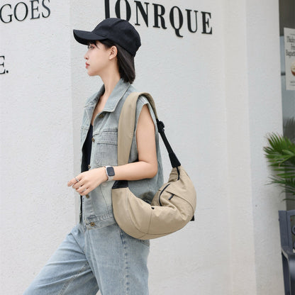 Bolso bandolera informal y versátil de lona, ​​bolso bandolera con correa ancha, bolso tipo dumpling unisex de estilo sencillo, bolso lunar, bolso ligero de tela espacial 