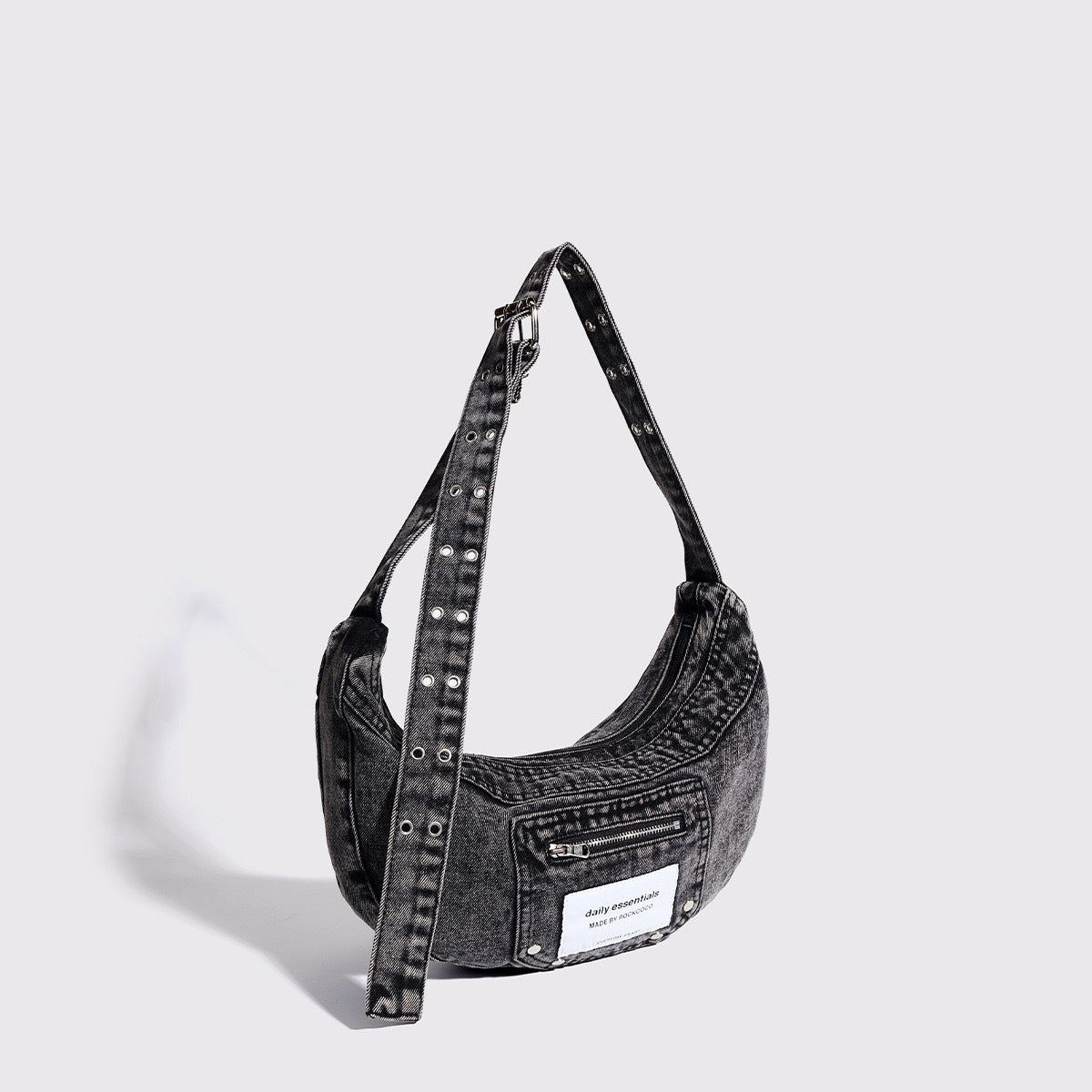 Bolso bandolera con estilo – Bolso hobo de diseño vintage con detalle de denim lavado para una elegancia cotidiana 