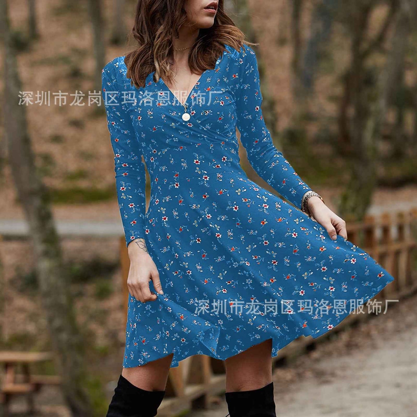 Retro Floral Print V-Neck Long Sleeve Dress