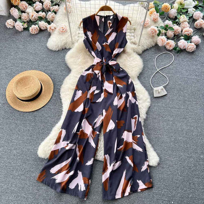V-Neck High Waist Floral Print Wide Leg Jumpsuit - Loose Fit Women's Romper with Belt