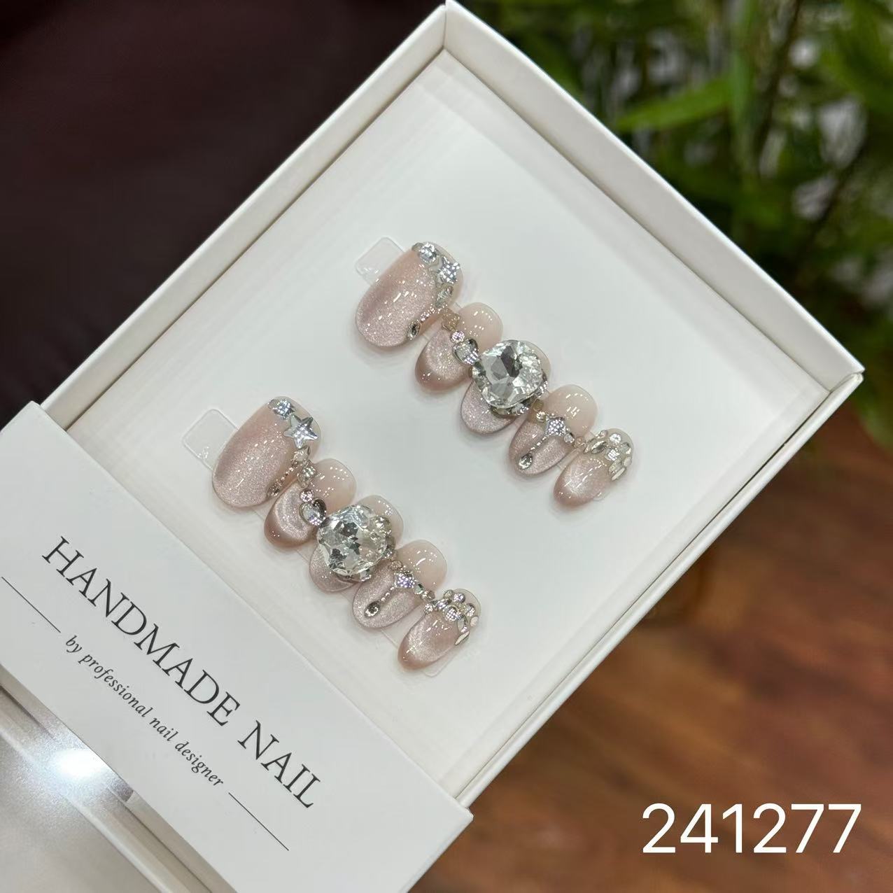 1028- Handmade press on nails fake nails removable