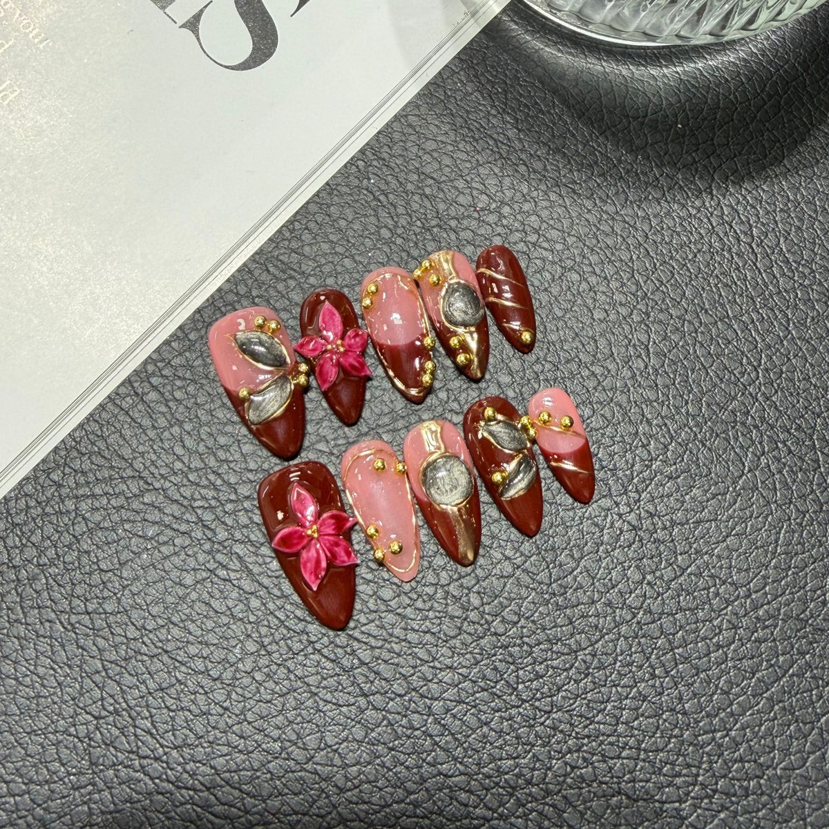 Luxury Vintage Stereo Engraved French Metal Cat's Eye Premium HandmadePress on Nails