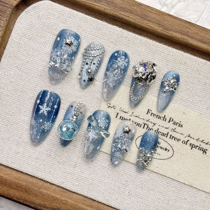 Copo de nieve azul otoño e invierno Navidad hecho a mano almendra corta uñas arte puro hecho a mano