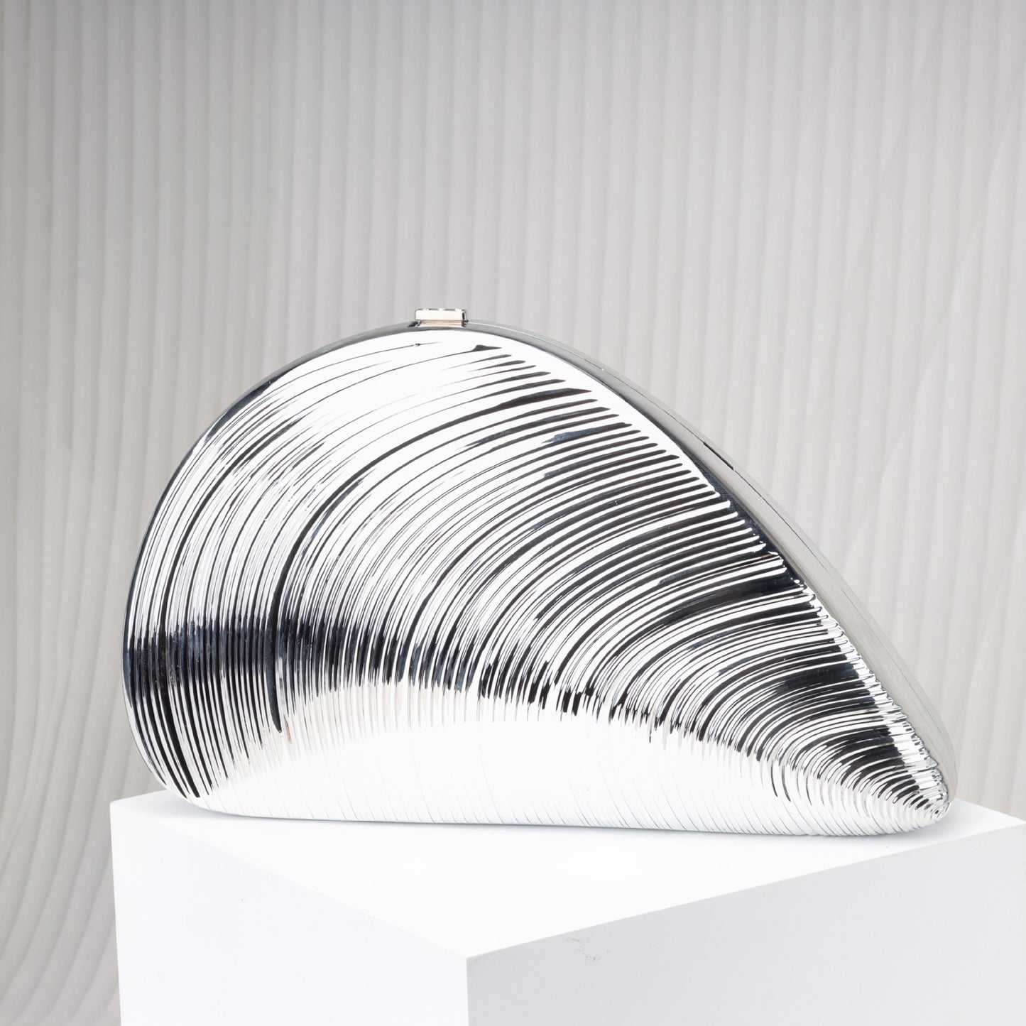 Gold Neocrylic Dinner Bag Shell Dinner Bag Crossbody Chain Shinny evening Clutch Purse Party, Prom Bag, Party Purse, Prom Bags Clutch,