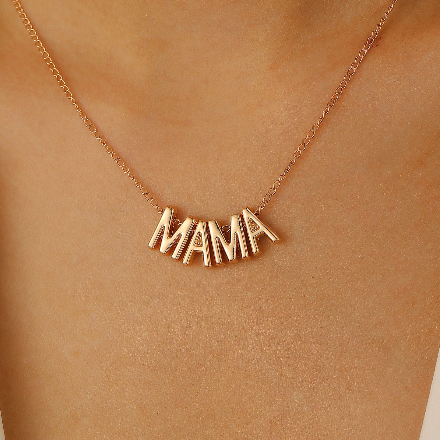 MAMA Letter Pendant Clavicle Chain Creative Mother's Day Necklace