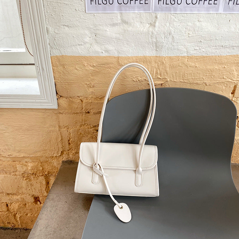 Bolso pequeño de hombro tipo hobo 