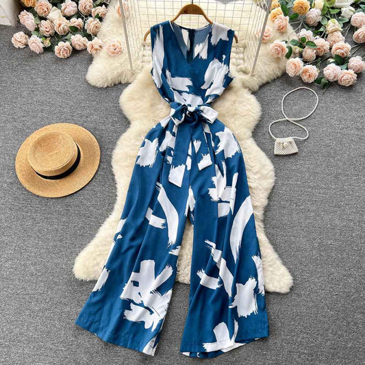 V-Neck High Waist Floral Print Wide Leg Jumpsuit - Loose Fit Women's Romper with Belt