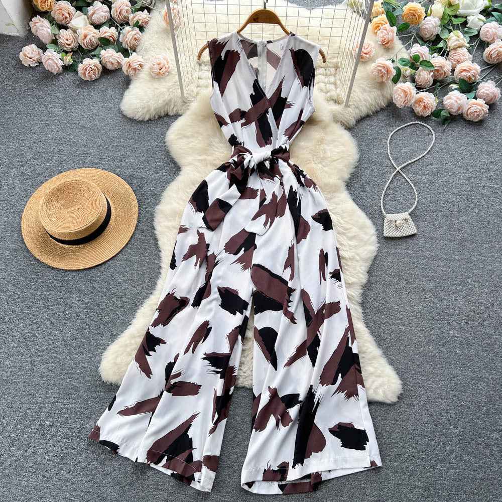 V-Neck High Waist Floral Print Wide Leg Jumpsuit - Loose Fit Women's Romper with Belt