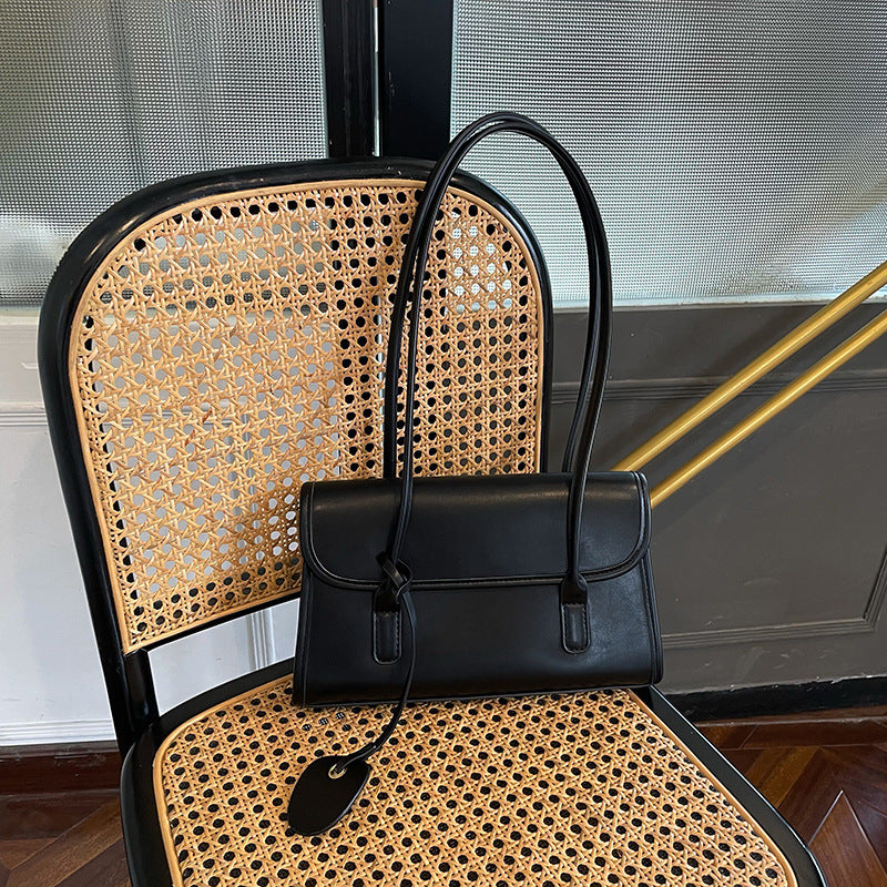 Bolso pequeño de hombro tipo hobo 