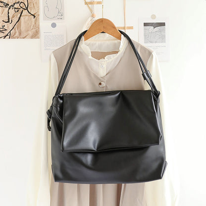 Casual One-Shoulder Messenger Bag – Retro-Textured Soft Leather Underarm Women's Bag, Versatile Flip-Top Portable Tote Bag