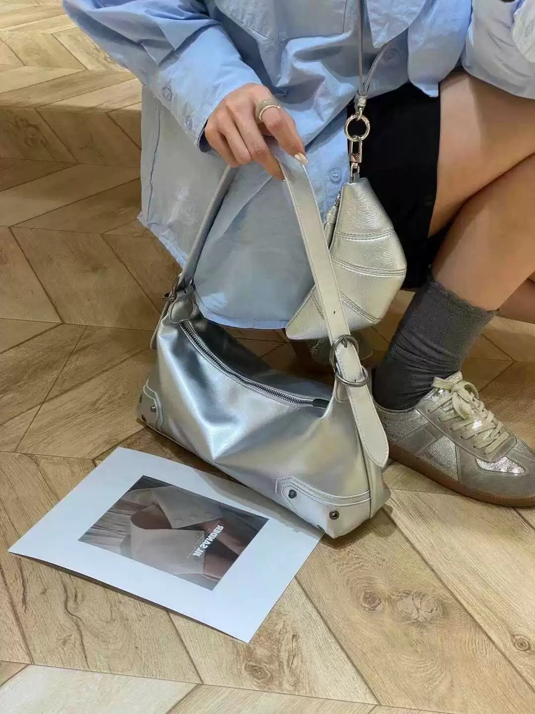 Bolso pequeño de hombro, bolso de hombro de diseño femenino para primavera, bolso hobo elegante 