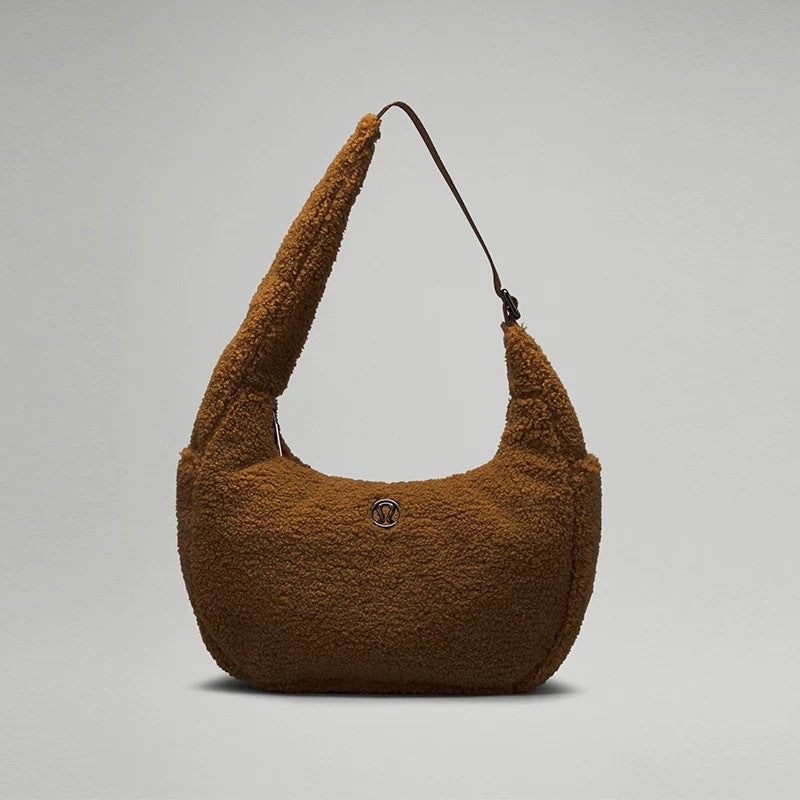 Bolso hobo Plush Cloud, bolso ligero ajustable para llevar bajo el brazo, elegantes bolsos hobo, bolso de hombro hobo. 