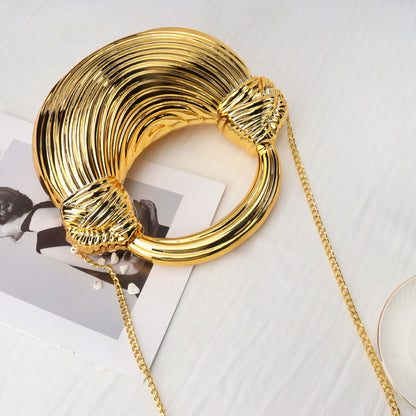 Bolso de mano tipo clutch de acrílico brillante con nudo, ideal para cenas, eventos informales, fiestas, graduaciones y eventos especiales. 