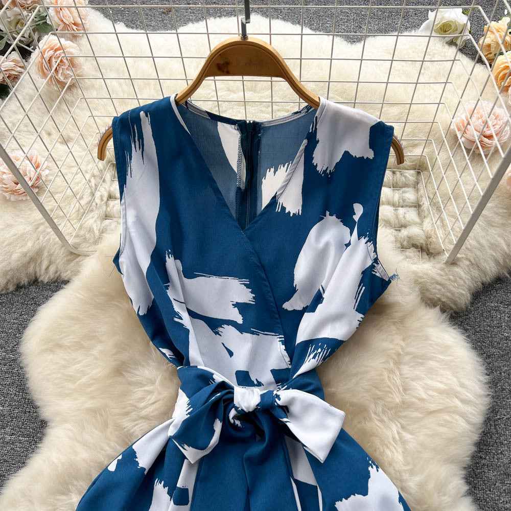 V-Neck High Waist Floral Print Wide Leg Jumpsuit - Loose Fit Women's Romper with Belt