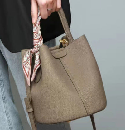 Bolso pequeño tipo cubo elegante para mujer – Diseño de mano y bandolera con gran capacidad para el día a día 