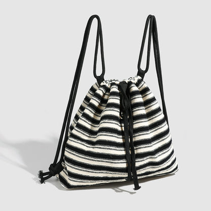 Mochila bandolera de gran capacidad para mujer, estilo urbano, con correa ajustable, estilo versátil y tejida a la moda. Mochila a rayas blancas y negras para mujer. 