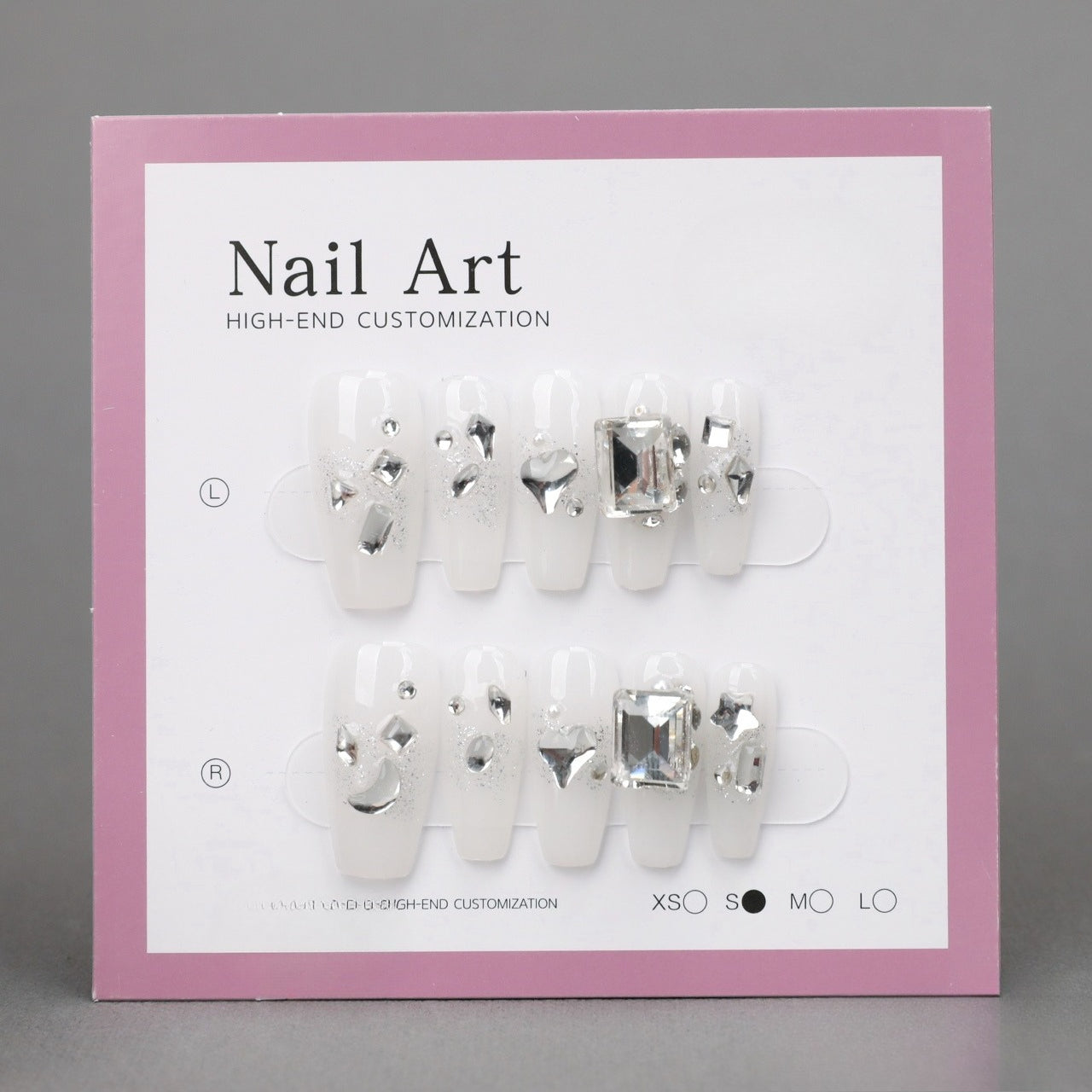 Uñas acrílicas de ataúd con diamantes de imitación blancos 