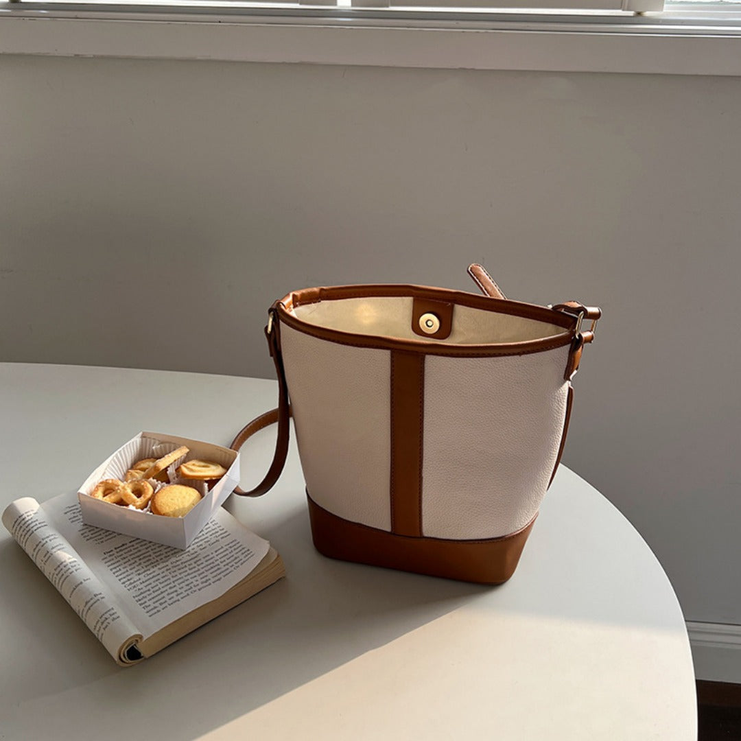 Bolso tipo cubo retro con textura sencilla y diseño minimalista - Bolso versátil para mujer, ideal para llevar al hombro o cruzado. 