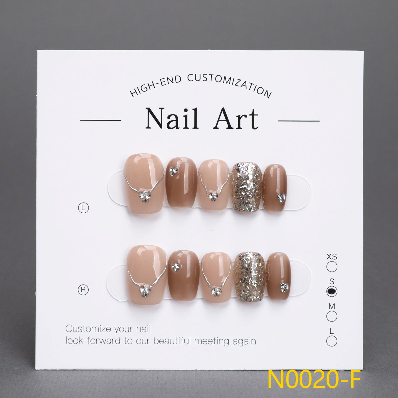 Uñas cuadradas cortas para noviembre y diciembre 