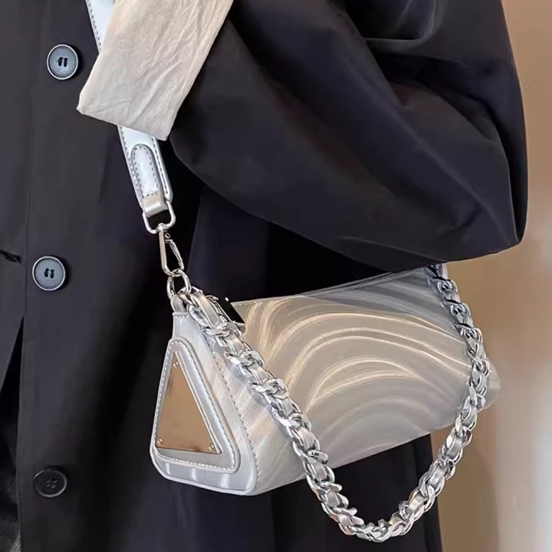 Bolso bandolera versátil para mujer, bolso de hombro plateado con cadena, pequeño bolso bandolera metálico 