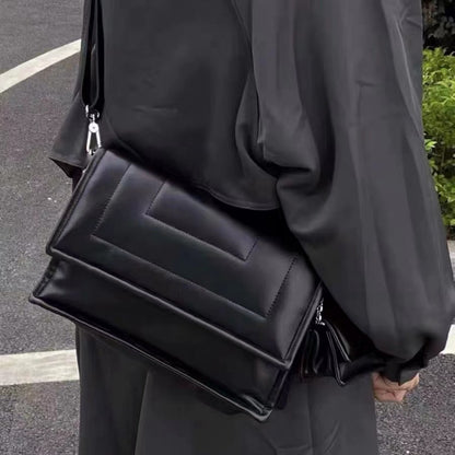 Bolso de piel suave para mujer, bolso de hombro de gran capacidad, bolso acolchado, bolso tote para ir al trabajo. 