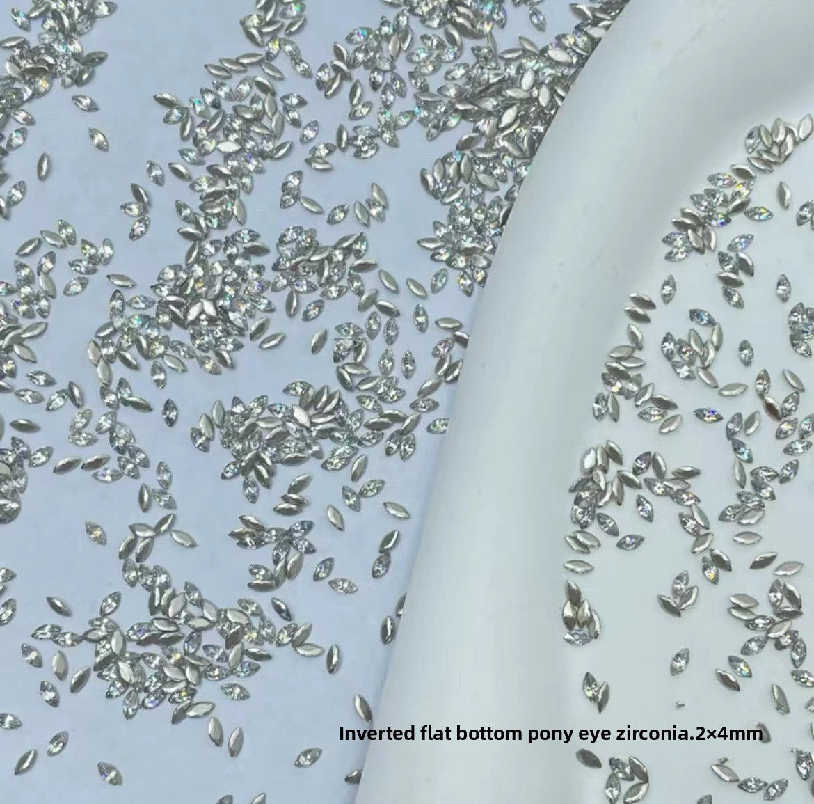 1061 Mini diamante de circonio rombo de 1,5 x 3, joyería de uñas con forma de ojo de caballo de micro circonio de base plana para uñas a presión